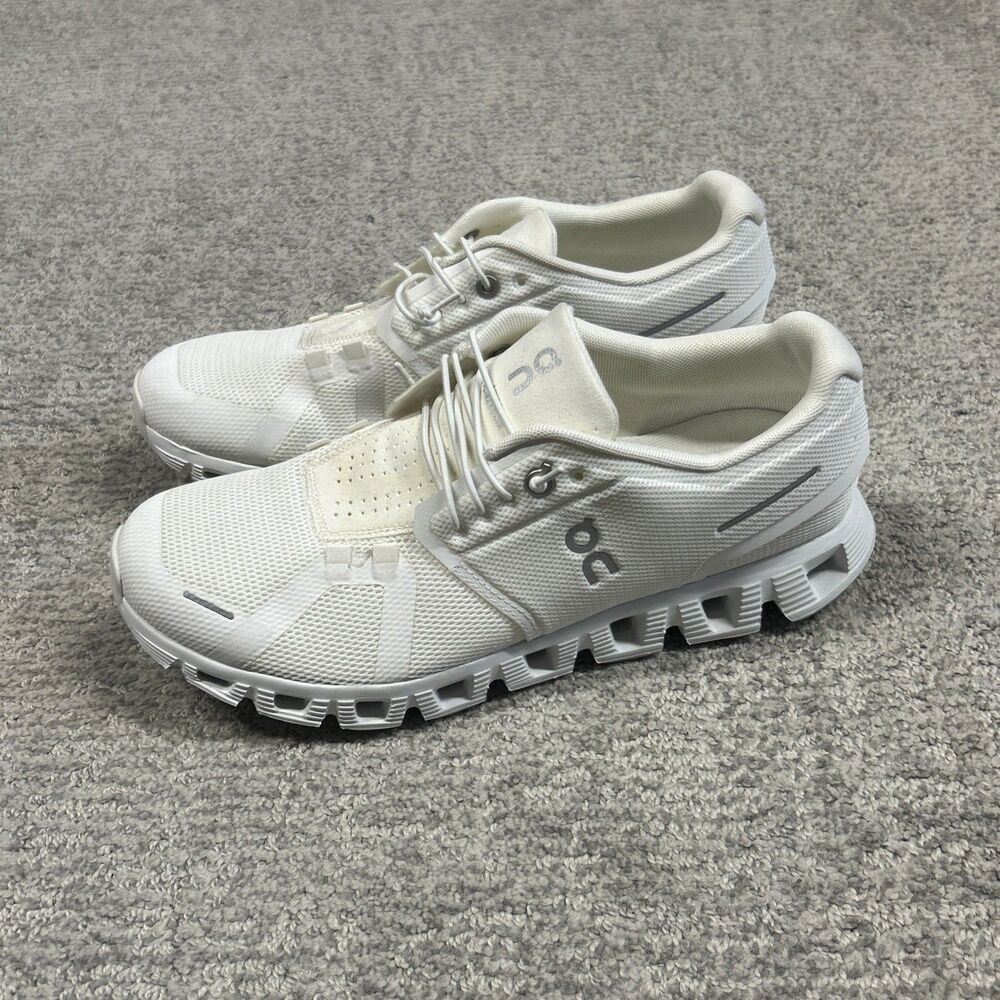 On Running Cloud 6 Shoes Mens 8 White Athletic Sneakers EU 41 Walking Comfort
